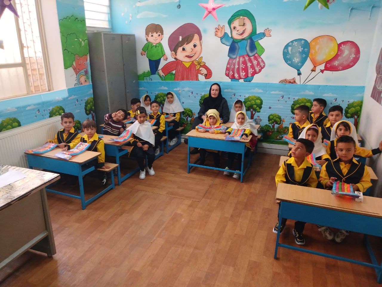 اولین روز سال تحصیلی جدید ۱۴۰۳ کلاس خانم کریمی