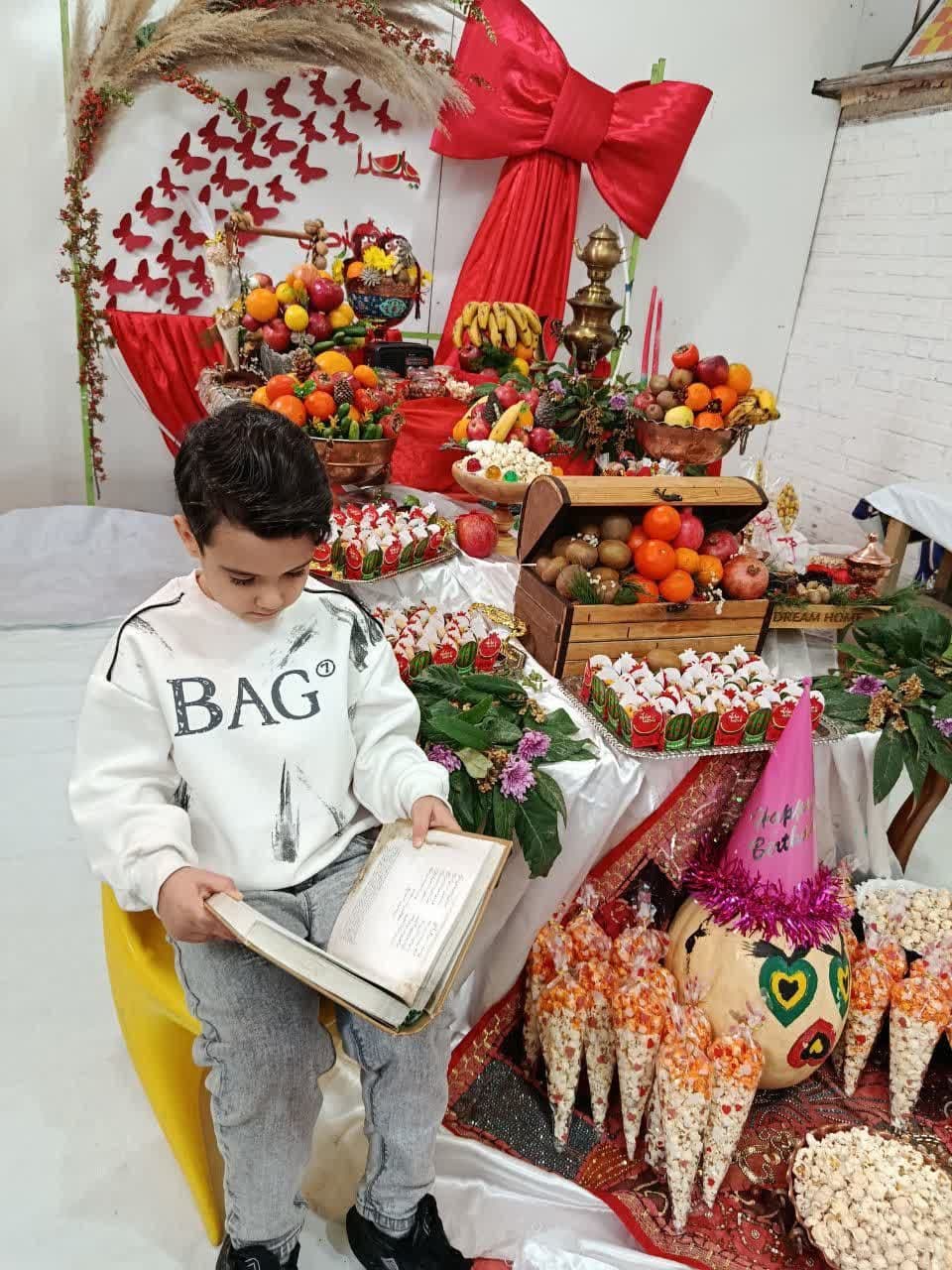 تصاویر شب یلدا پیش دبستانی ماهان مبارکه